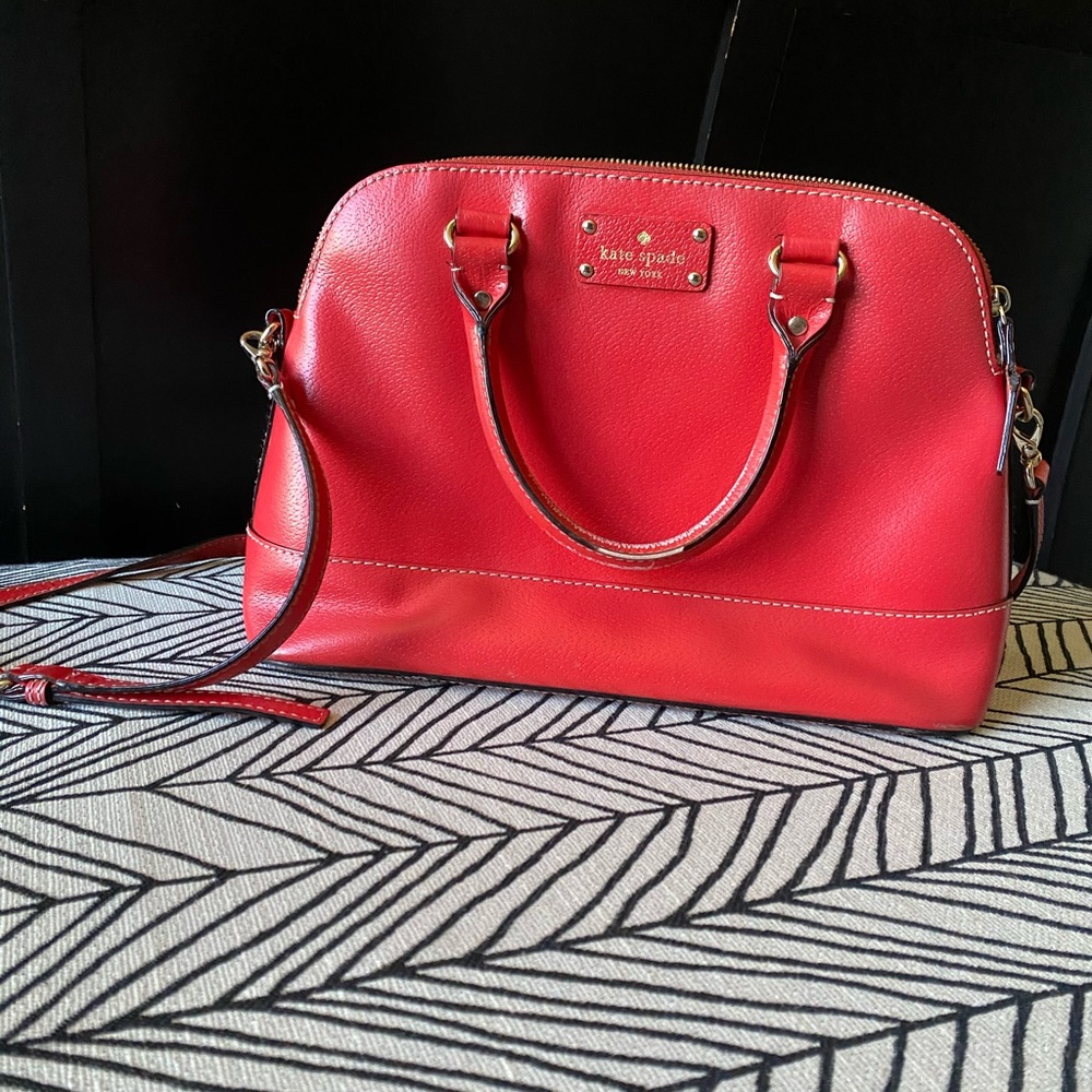 **SOLD** kate spade shoulder bag/satchel